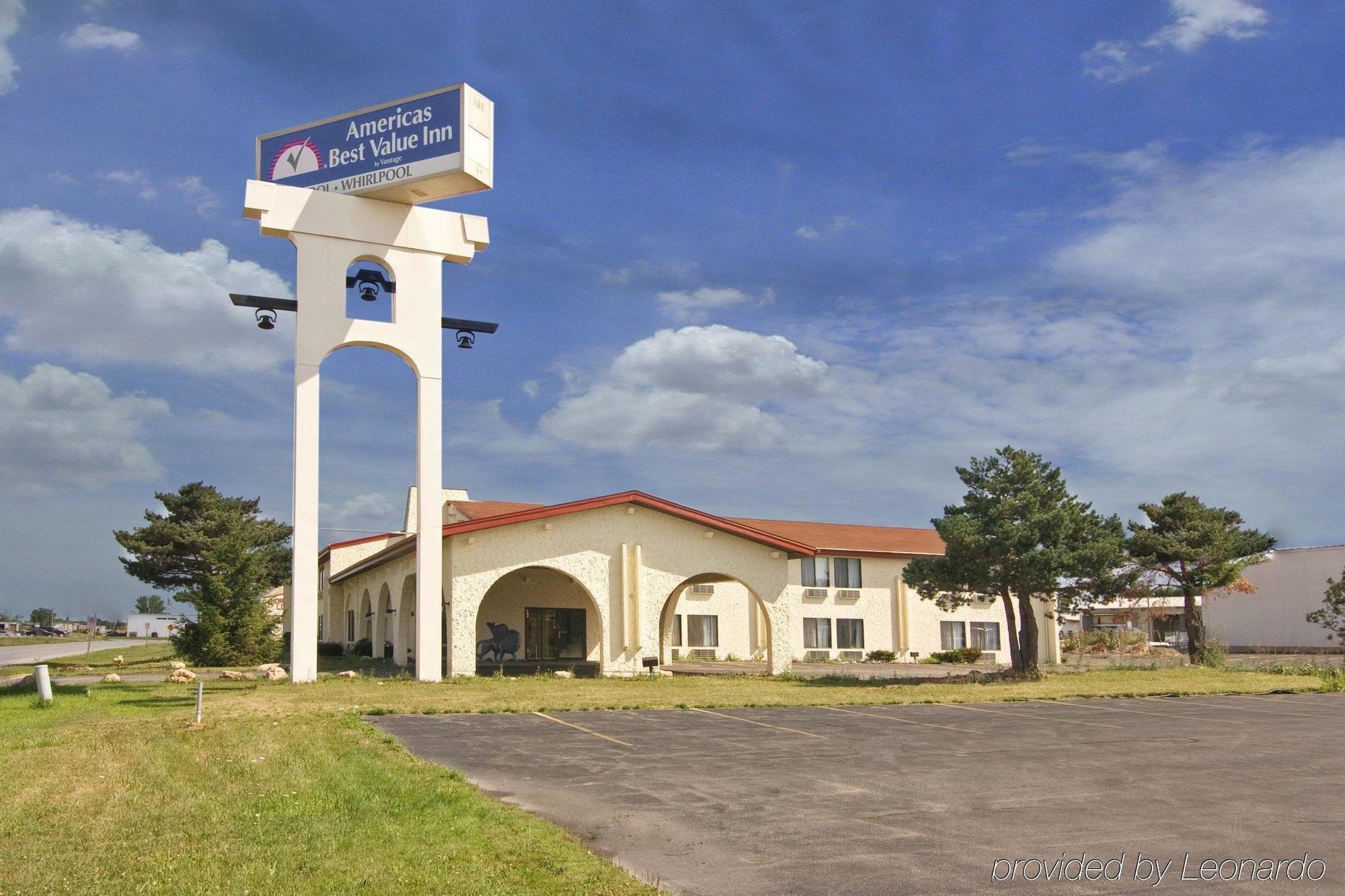 Howard Johnson By Wyndham אפלטון מראה חיצוני תמונה